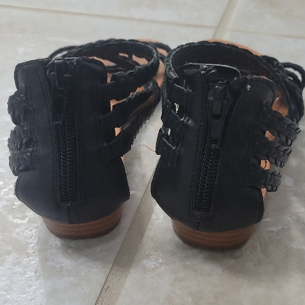 Carlos by Carlos Santana Black Braided Sandals - Picture 2 of 3